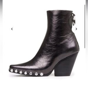 Jeffrey Campbell Walton St bootie size 5